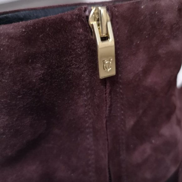 Brand New Vince Camuto Size 6 Booties - Picture 4 of 6